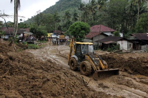 Suzuki Sisir Konsumen yang Terdampak Banjir Sumatera
