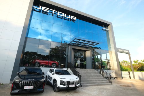 Jetour Resmikan Diler Baru di Makassar, Sasar Pencinta SUV