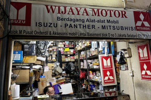 Isuzu, Suku Cadang Isuzu Phanter Masih Banyak di Pasaran