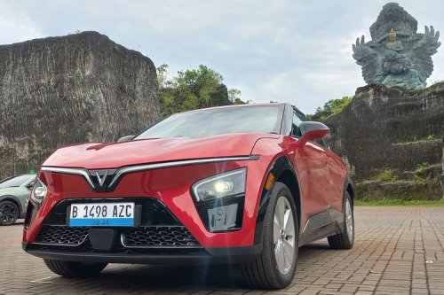 VinFast, VinFast VF 7, Spesifikasi VinFast VF 7, SUV Listrik Garang Bertenaga 349 HP
