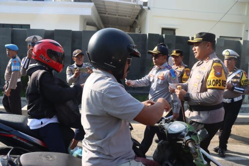 Tidak Punya SIM dan Tidak Bawa SIM Kena Sanksi yang Berbeda