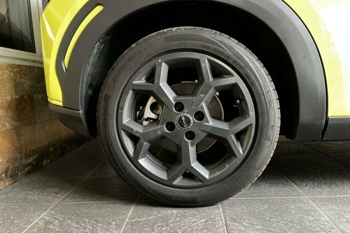 Merek Ban yang Dipakai Mobil China, Banyak Nama Asing