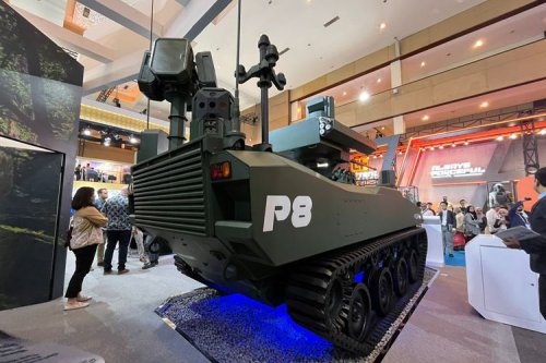 Kendaraan Tempur Tank Hybrid Tampil di Indo Defence 2025