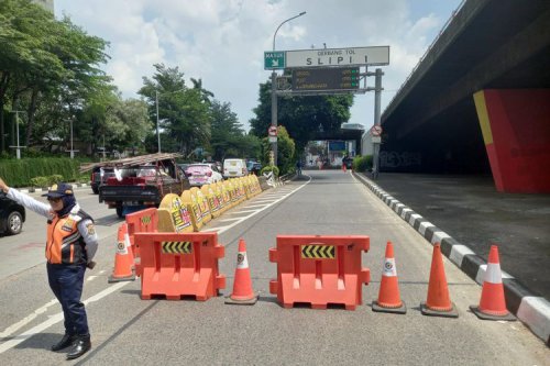 Update Perbaikan Gerbang Tol Dalam Kota, Tutup sampai Pukul 10.00 WIB