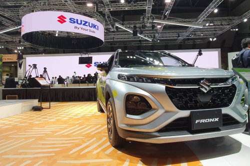 Rapor Penjualan SUV Ringkas, Sengit Raize dan Fronx