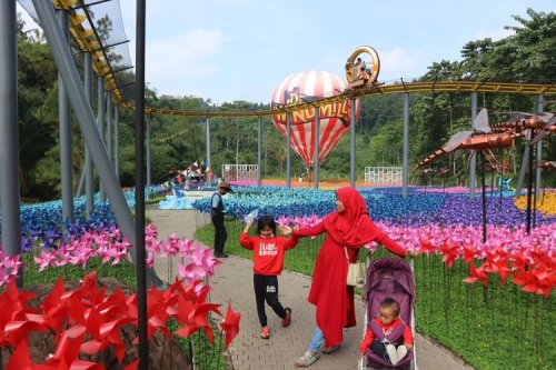 Kerap Macet Horor, Kenapa Orang Tidak Kapok Wisata ke Puncak?