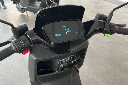 Polytron, Spesifikasi Motor Listrik Polytron Fox 200, Jarak Tempuh 85 Km
