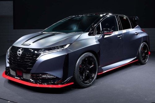 Nissan, Nissan Aura Nismo RS: Hot Hatch Hybrid Penantang GR Yaris