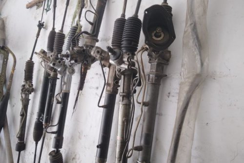 Hubungan Kerusakan Bushing Power Steering dan Cara Mengemudi