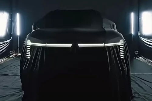 Mitsubishi, Mitsubishi Pajero, Mitsubishi Mulai Pamer Pajero Baru, Begini Reaksi Penggemarnya