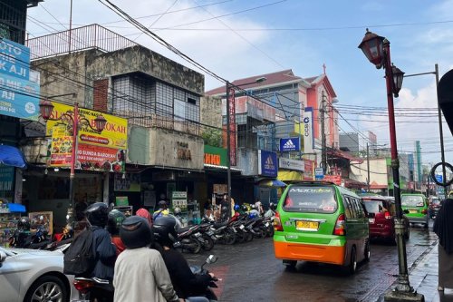 Jalan Suryakencana Bogor: Parkir Bergeser, Lalu Lintas Lebih Lancar