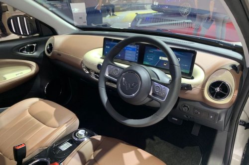 Wuling Binguo, Wuling, Komparasi GWM Ora 03 dan Wuling Binguo EV