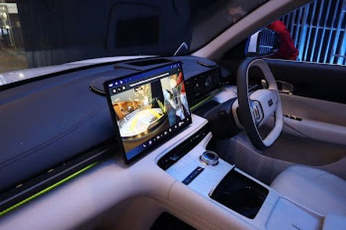 Geely, Adu SUV Listrik China: Changan Nevo Q05 Vs Geely EX5
