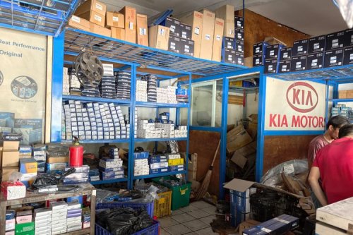 Pasar Mobil Kemayoran dan Ancaman Sparepart Palsu Online
