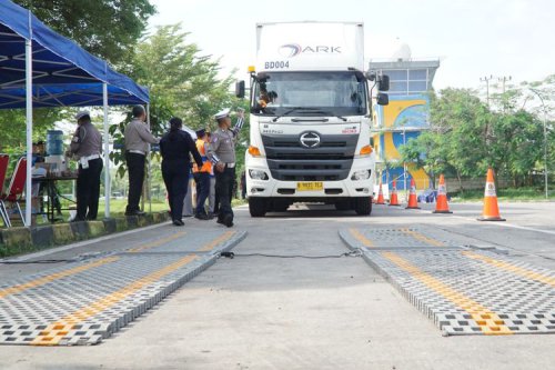 Rest Area Jalan Tol Paling Luas se-Indonesia, Simak Fasilitasnya