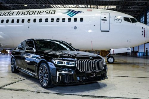 BMW, Sedan Mewah BMW Jadi Korban Salah Amuk Massa, Bisa Klaim Asuransi?
