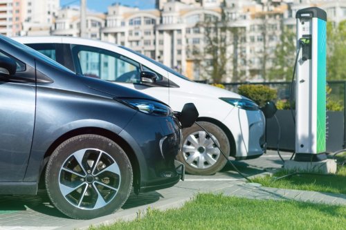 Harga Mobil Listrik Global Kini Lebih Murah dari Hybrid