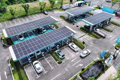 BYD, Mirip SPBU, BYD Kembangkan Stasiun Fast Charging 1.500 kW