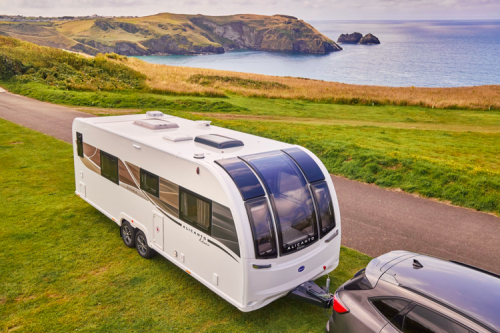 Tren Overlanding di Indonesia: Campervan atau Caravan?