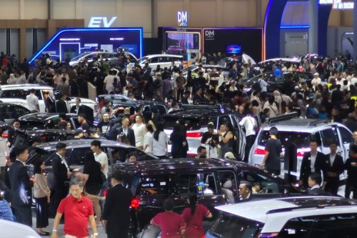 Penjualan Mobil Elektrifikasi Toyota Tumbuh 65 Persen