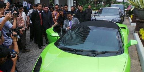 Ferrari, Lamborghini, Koleksi Mobil Mewah Hotman Paris, dari Ferrari hingga Lamborghini