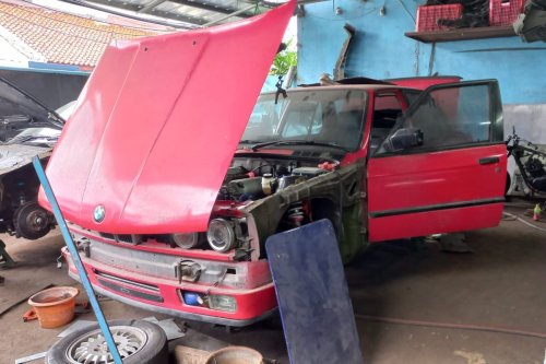 Tips Beli BMW E30 Bekas, Cari Unit yang Kondisinya Mati