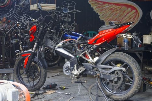 Mengenal Proses Konversi Motor Bensin ke Listrik