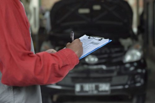 Lebih Murah PDR atau Klaim Asuransi untuk Bodi Mobil Rusak?
