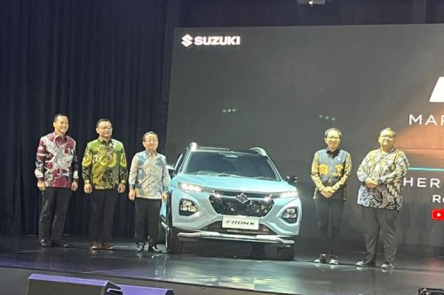 Suzuki  | Suzuki Fronx | Pasar Mobil Lesu, Suzuki Tetap Optimistis Fronx Laris Manis