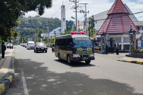 Risiko Membuntuti Ambulans: Bahaya Kecelakaan hingga Jerat Pidana