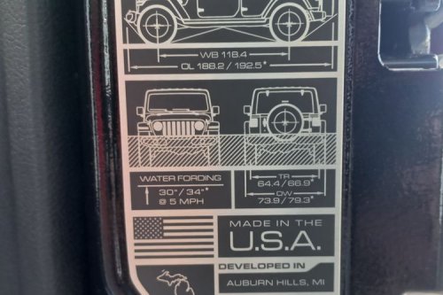 Mitos atau Fakta, Mobil Jeep Aman Lewati Banjir?