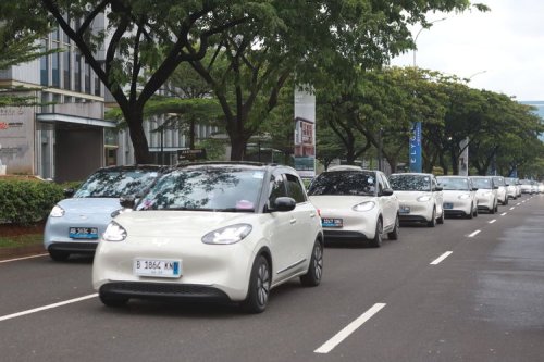 Geely, Wuling Binguo, Wuling, Perbandingan Geely EX2 dan Wuling Binguo EV di GJAW 2025