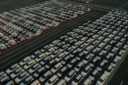 Ekspor Mobil Jadi Angin Segar di Tengah Lesunya Otomotif Nasional