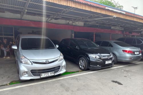 Harga Mobil Bekas Jatuh: HR-V dan SUV Diesel Paling Drop