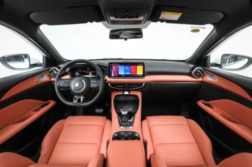 Pembaruan MG 5: Desain Sporty dan Fitur Canggih