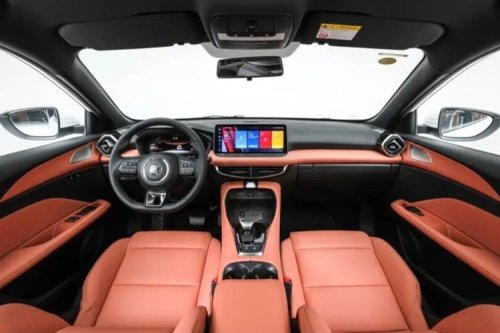 MG, MG 5, Pembaruan MG 5: Desain Sporty dan Fitur Canggih