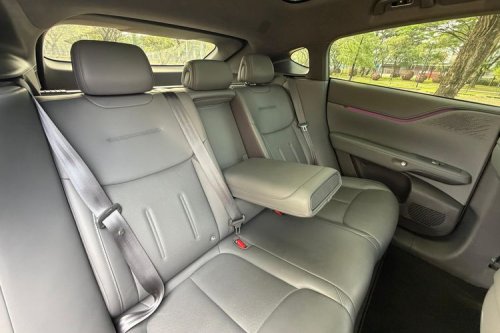 Xpeng, XPeng G6, Ulas Kabin Xpeng G6, Minimalis Fungsional Penuh Teknologi
