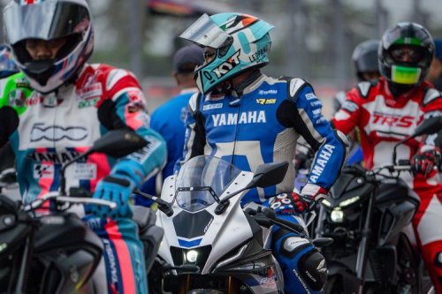 Yamaha, Tes Yamaha R15 di Sirkuit Mandalika, Menyenangkan untuk Pemula