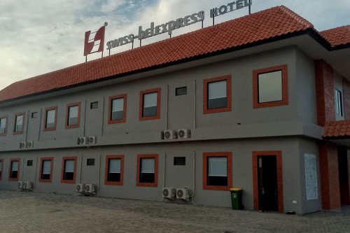 Varian Suzuki Fronx dan Martin Tinggalkan Aprilia