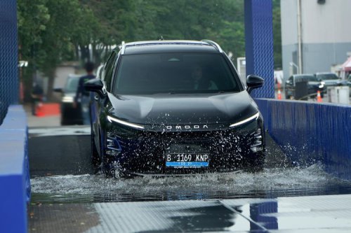 Fakta di Balik Mobil Listrik Chery Aman Lewati Banjir