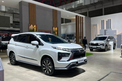 Kia, Kia Carens, Mitsubishi, Mitsubishi Xpander, Komparasi MPV 7-Penumpang di IIMS 2026: Kia Carens dan Mitsubishi Xpander