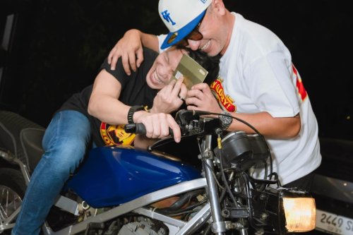 Ariel Noah Dapat Hadiah Ultah Motor Lawas Suzuki RGR 150