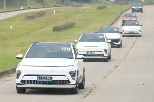 Cara Efektif Hemat Baterai Mobil Listrik Jarak Jauh
