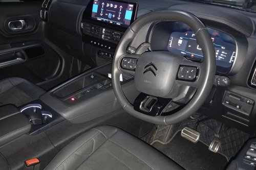 Mengintip Fitur Lengkap SUV Prancis Citroen C5 Aircross