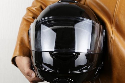 Mengenal Spesifikasi Helm SNI, kenapa Selalu Jadi Incaran Razia?