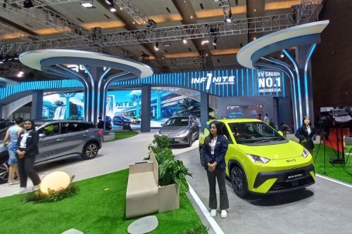 BYD, Toyota, BYD Bidik Geser Toyota Jadi Raja Otomotif Dunia dalam 5 Tahun