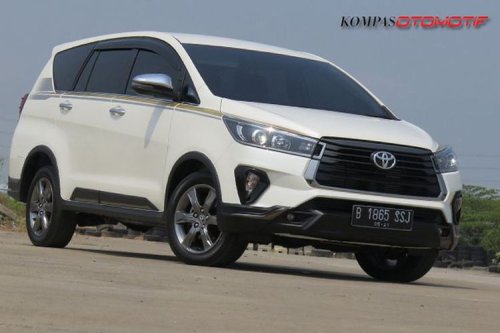 Mengapa Kijang Innova Reborn Diesel Masih Terlaris di Indonesia?