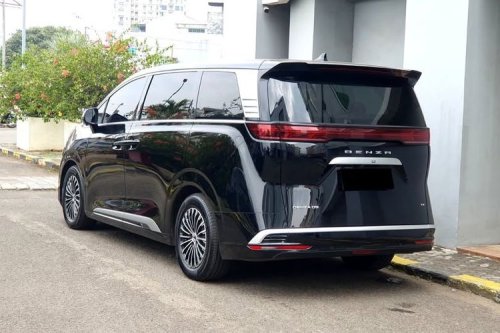 Denza D9 Sudah Ada Bekasnya, Harga Lebih Mahal dari yang Baru