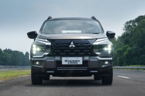 Suzuki , Suzuki XL7, Mitsubishi, Mitsubishi Xpander, Mitsubishi Xpander Cross, Persaingan Mobil Keluarga: Suzuki XL7 vs Mitsubishi Xpander Cross
