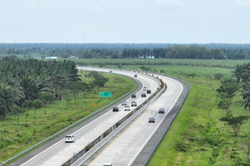 Innova Reborn Diesel, Etika di Jalan Tol